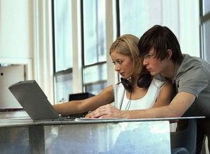 国产办公室恋情在线,甜蜜碰撞下的职场火花